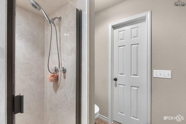 3012 WHITEHALL LANE, Wichita Falls, TX 76309