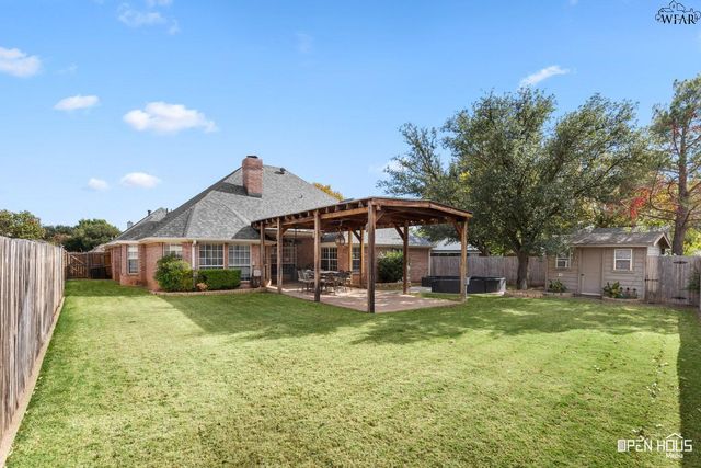 3012 WHITEHALL LANE, Wichita Falls, TX 76309