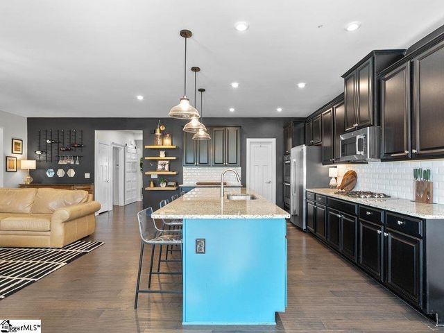 216 Edwin Ellis Drive, Greer, SC 29651