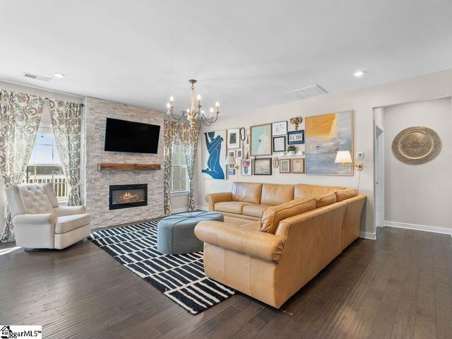 216 Edwin Ellis Drive, Greer, SC 29651