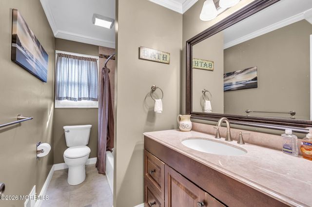 307 Clearstream Road, Jackson, NJ 08527