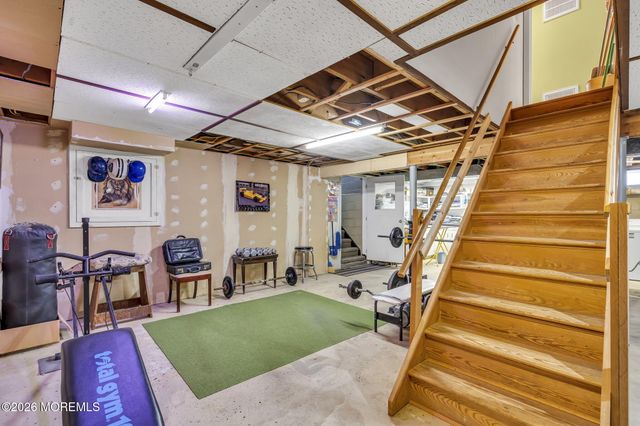 307 Clearstream Road, Jackson, NJ 08527