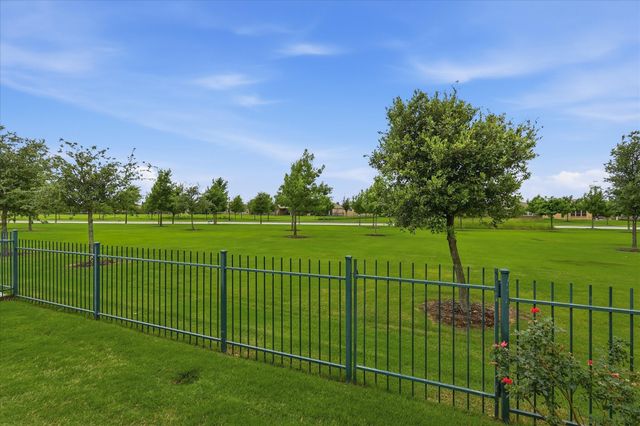 8877 Cantina Bay Lane, Frisco, TX 75036