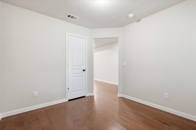 8877 Cantina Bay Lane, Frisco, TX 75036