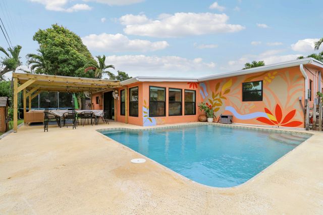 1441 Hillcrest Drive, Lake Worth Beach, FL 33461