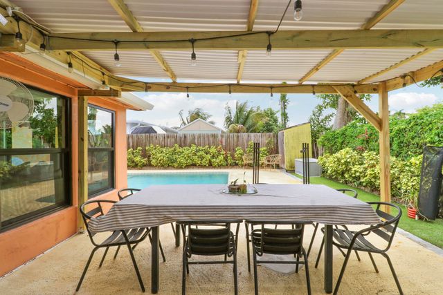 1441 Hillcrest Drive, Lake Worth Beach, FL 33461