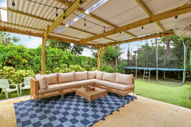 1441 Hillcrest Drive, Lake Worth Beach, FL 33461