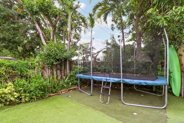1441 Hillcrest Drive, Lake Worth Beach, FL 33461