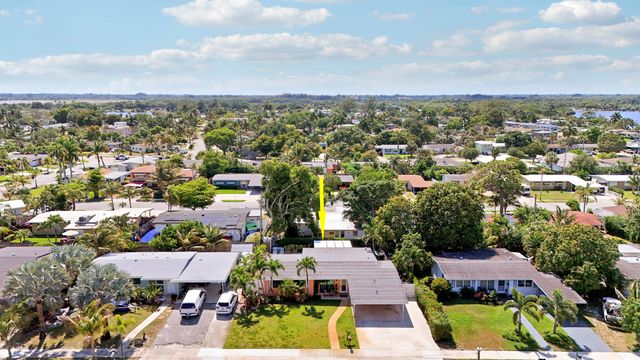 1441 Hillcrest Drive, Lake Worth Beach, FL 33461