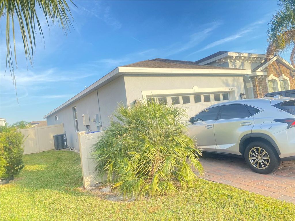705 GOLDEN ELM DRIVE, Apopka, FL 32703
