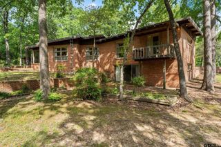 101 Bluebird St, Mount Pleasant, TX 75455