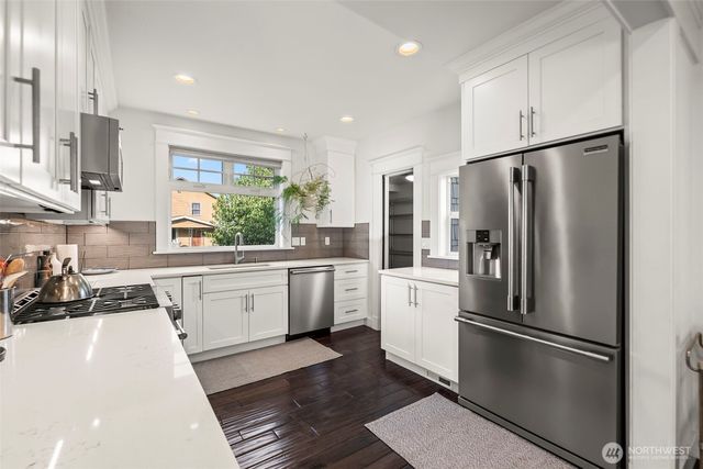 3322 N 25th Street, Tacoma, WA 98406