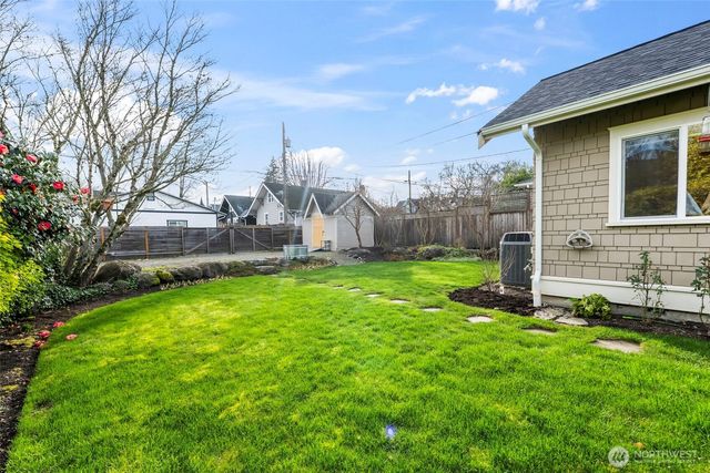 3322 N 25th Street, Tacoma, WA 98406