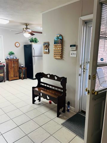 130 Kellie Dr, Houma, LA 70360