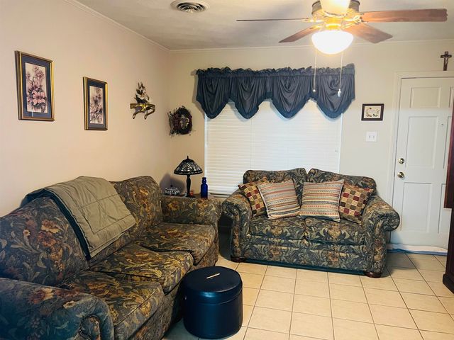 130 Kellie Dr, Houma, LA 70360