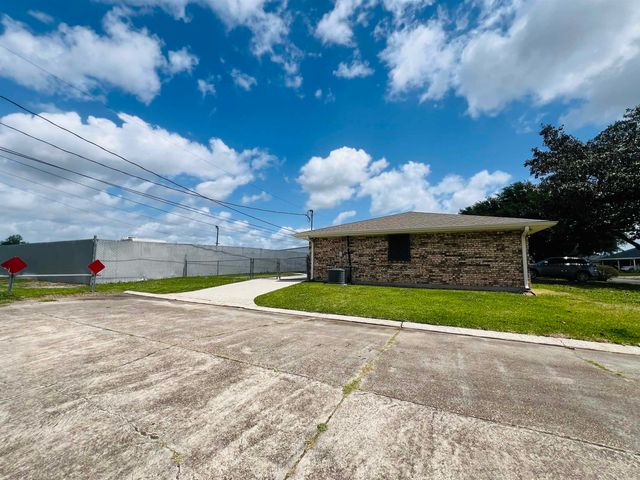130 Kellie Dr, Houma, LA 70360