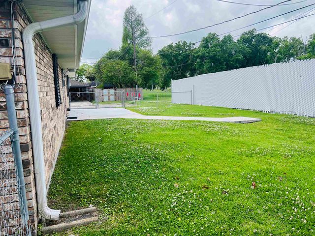 130 Kellie Dr, Houma, LA 70360