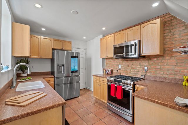 1318 S HANOVER ST S, Baltimore, MD 21230