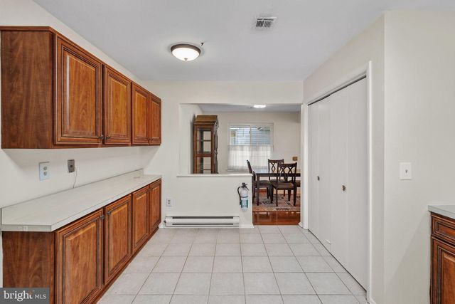 801-B POMPTON RD, Monroe Township, NJ 08831