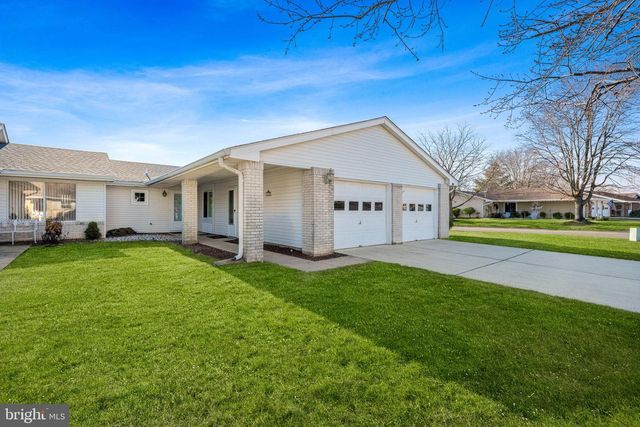 801-B POMPTON RD, Monroe Township, NJ 08831