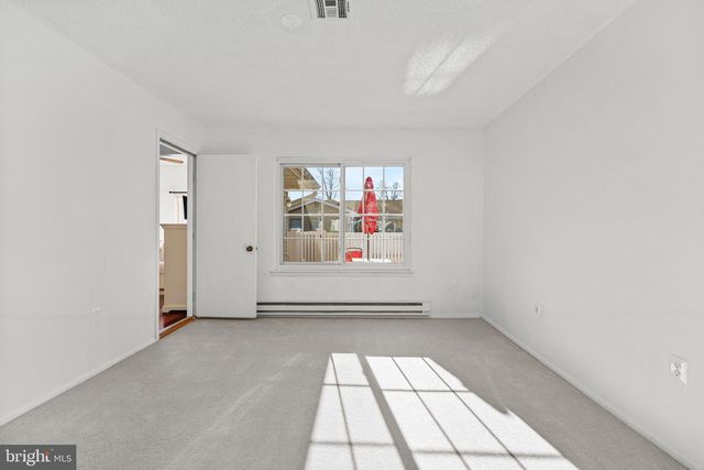 801-B POMPTON RD, Monroe Township, NJ 08831