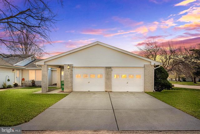 801-B POMPTON RD, Monroe Township, NJ 08831