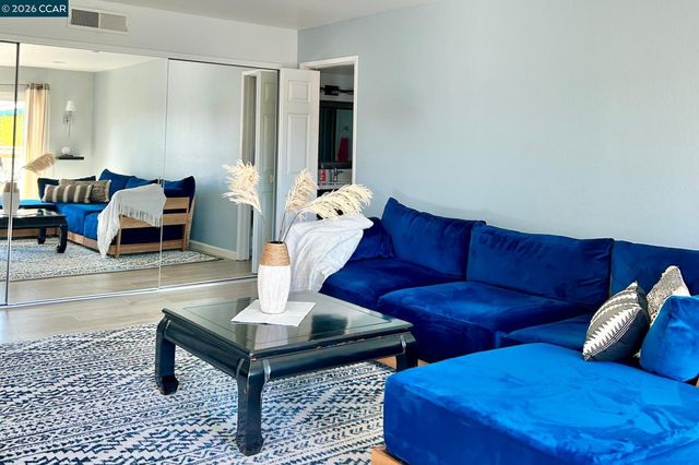 450 N Civic Dr 503, Walnut Creek, CA 94596