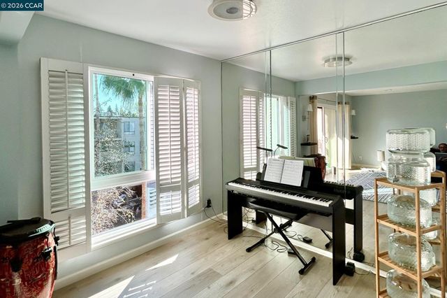 450 N Civic Dr 503, Walnut Creek, CA 94596