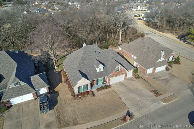 604 S 71st Street, Broken Arrow, OK 74014