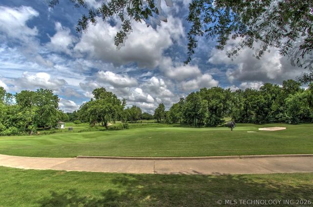 604 S 71st Street, Broken Arrow, OK 74014