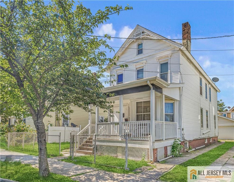 216 Handy Street, New Brunswick, NJ 08901