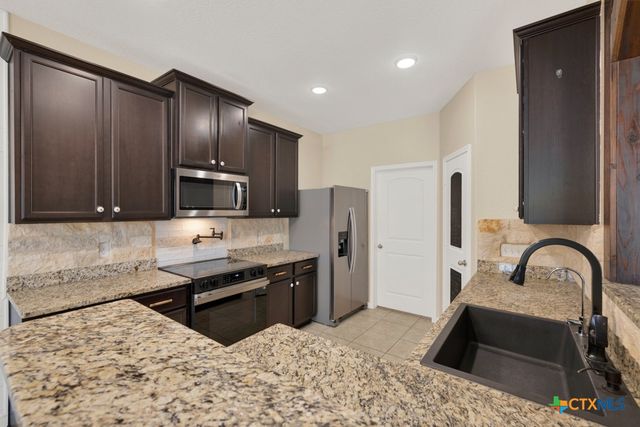 6370 Daisy Way, New Braunfels, TX 78132