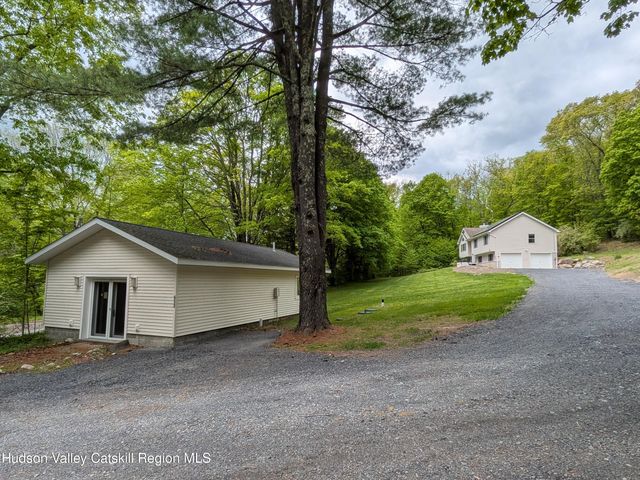 513 S Mountain Road, Gardiner, NY 12525
