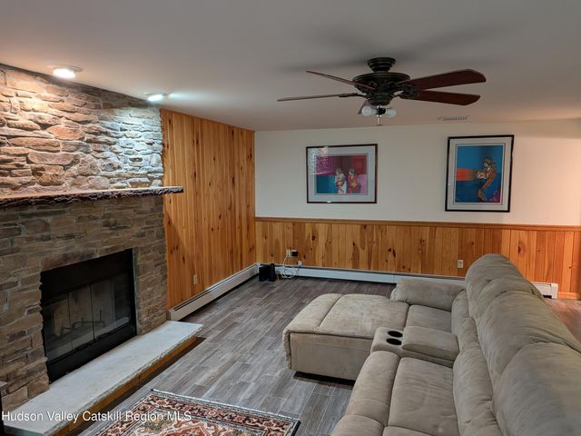 513 S Mountain Road, Gardiner, NY 12525