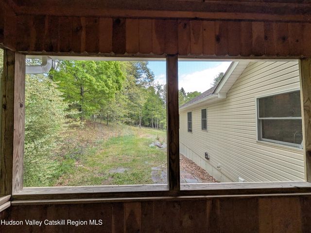 513 S Mountain Road, Gardiner, NY 12525