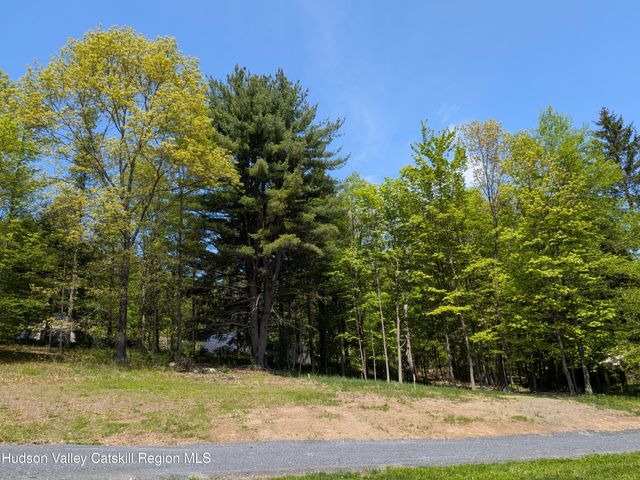 513 S Mountain Road, Gardiner, NY 12525