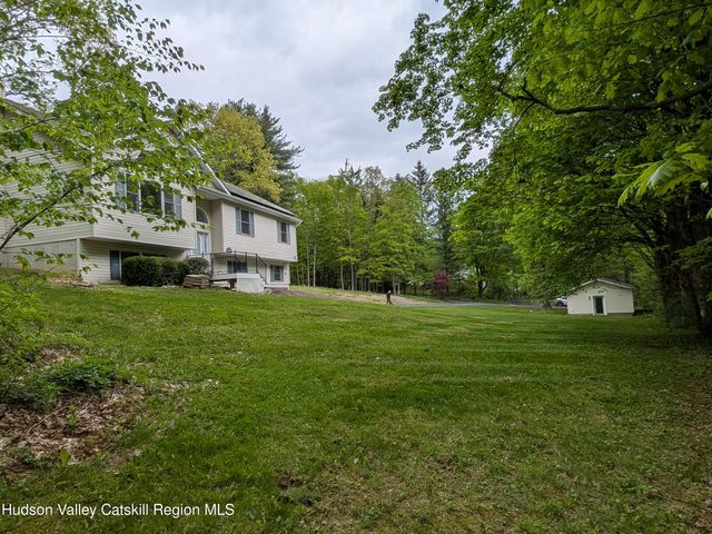 513 S Mountain Road, Gardiner, NY 12525