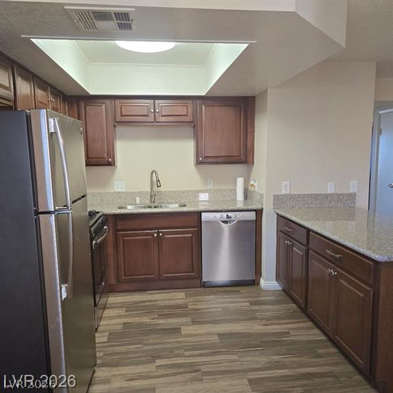 713 Rock Springs Drive 101, Las Vegas, NV 89128 — photo 3