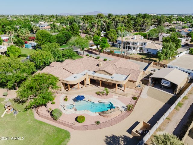 650 N BULLMOOSE Drive, Chandler, AZ 85224