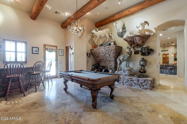 650 N BULLMOOSE Drive, Chandler, AZ 85224