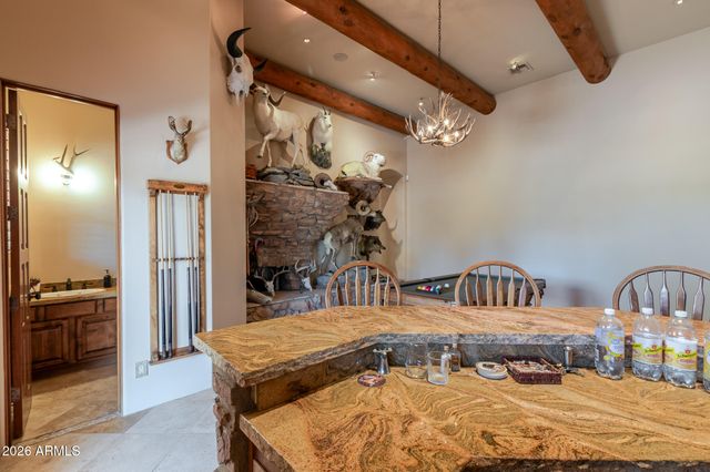 650 N BULLMOOSE Drive, Chandler, AZ 85224