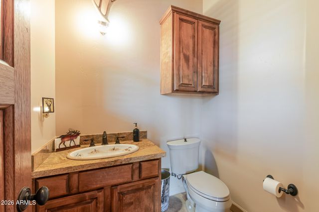 650 N BULLMOOSE Drive, Chandler, AZ 85224