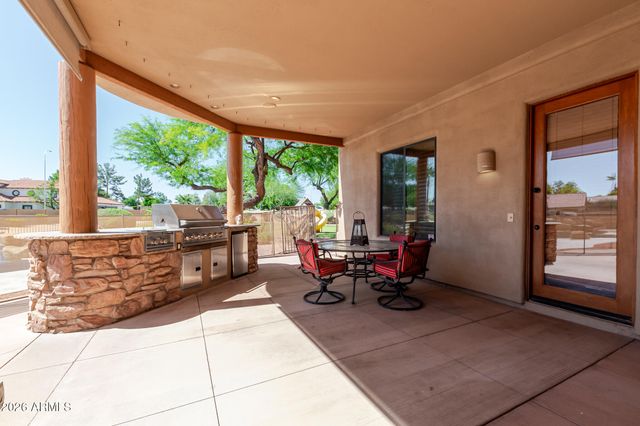 650 N BULLMOOSE Drive, Chandler, AZ 85224