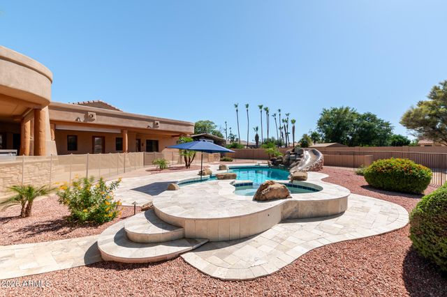650 N BULLMOOSE Drive, Chandler, AZ 85224