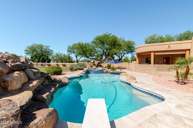 650 N BULLMOOSE Drive, Chandler, AZ 85224
