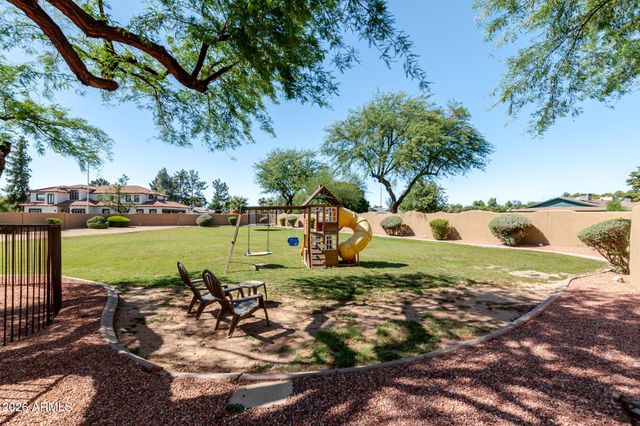 650 N BULLMOOSE Drive, Chandler, AZ 85224