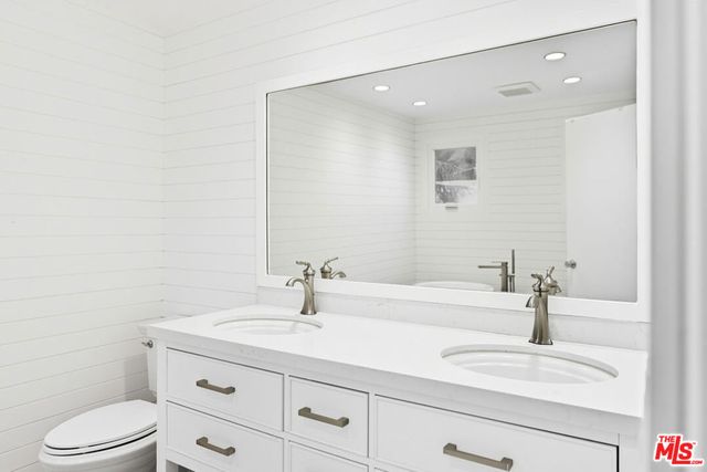 21938 Pacific Coast Highway, Malibu, CA 90265