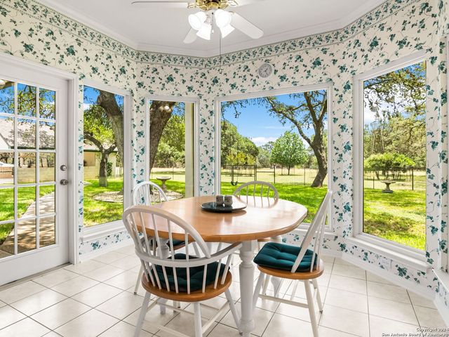 143 Cascade Caverns, Boerne, TX 78015