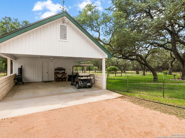143 Cascade Caverns, Boerne, TX 78015