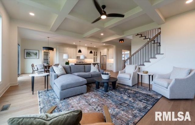 6830 WILDERNESS Pointe, Bettendorf, IA 52722